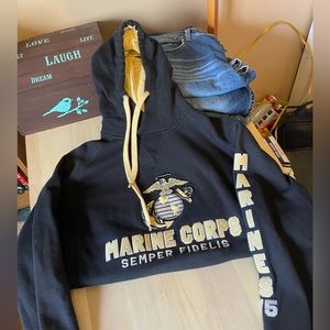 Marine Corps hoodie size Medium.